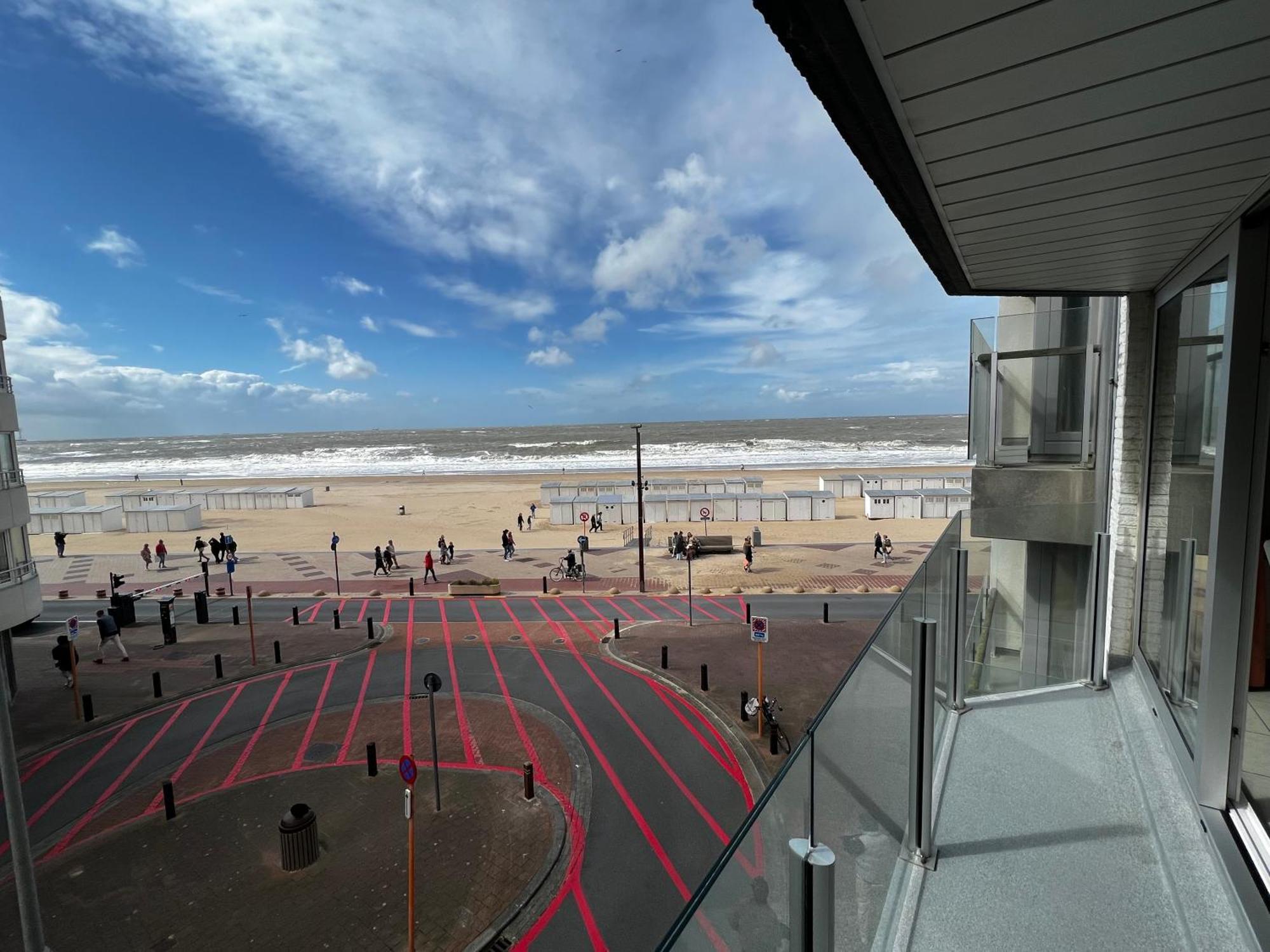Apartment Beachview And Parking Knokke-Heist