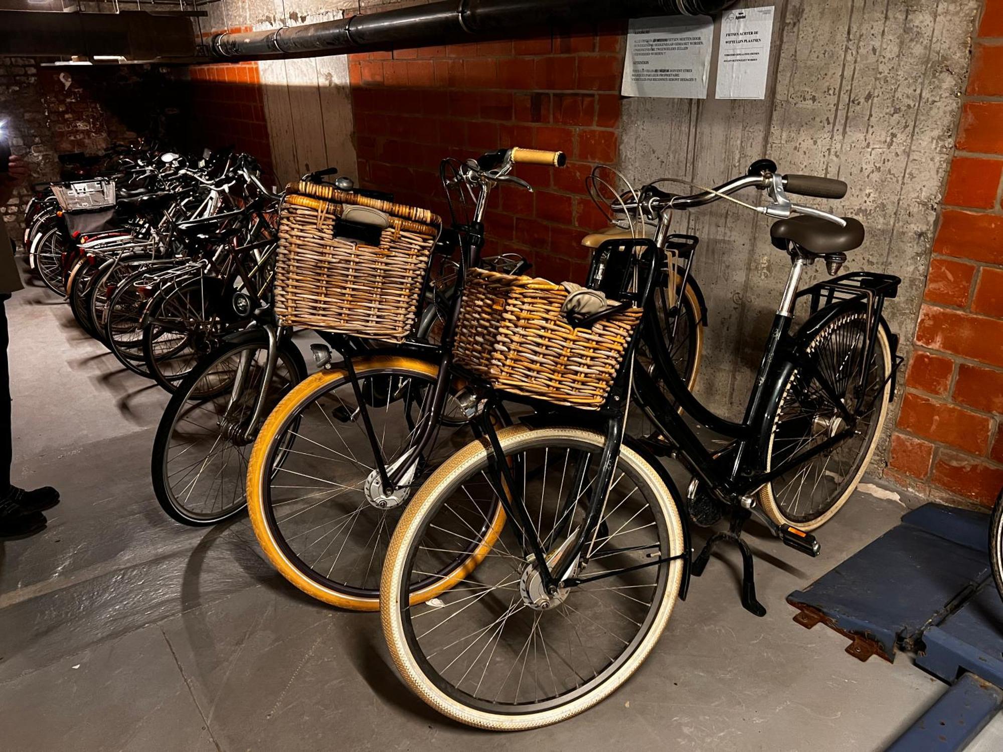 Beachview And Parking * Knokke-Heist